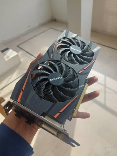 Gigabyte AMD Radeon RX 570 [4GB] - Excellent Condition