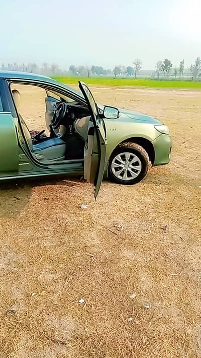 Toyota Corolla GLI 2012