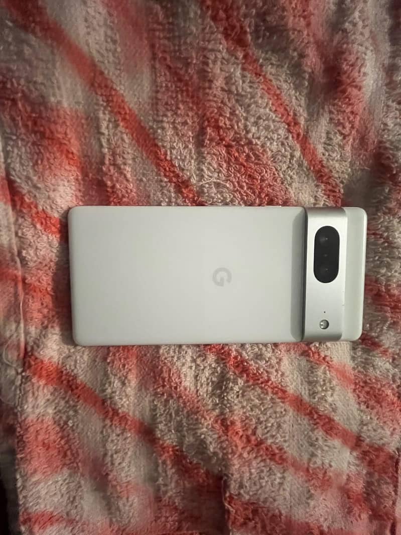 Google Pixel 7 5