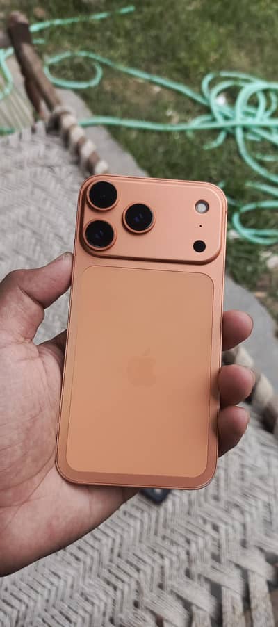 Apple iPhone XR converted to 17 pro