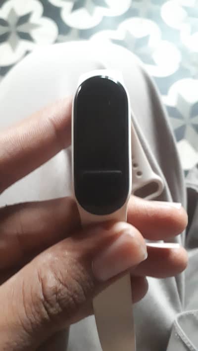 Mi  band condition 10/8 all okayy