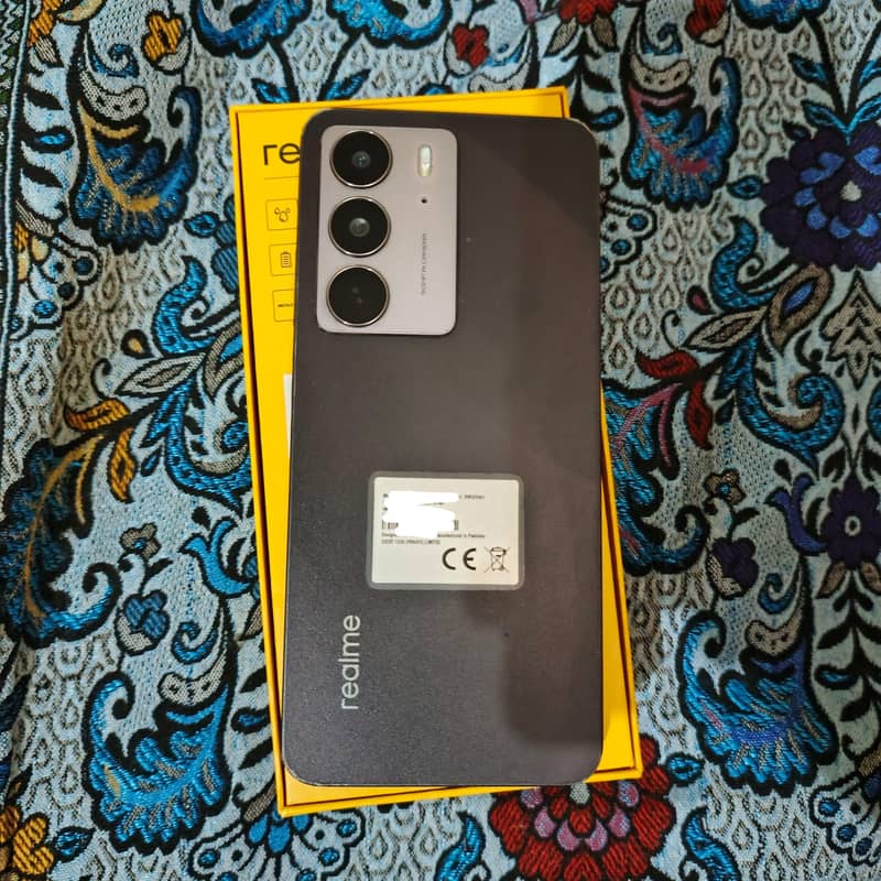 Realme C75 0