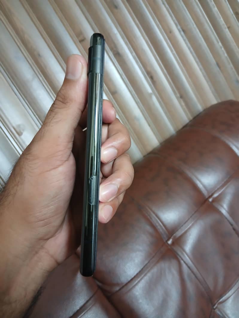 Google Pixel 6a 1