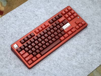 PMO AURORA 80 Aluminium Red - Premium Keyboard