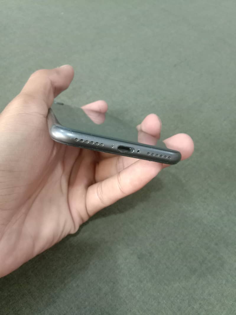 Apple iPhone 8 2