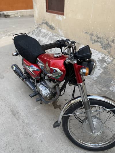 Honda 125 2023