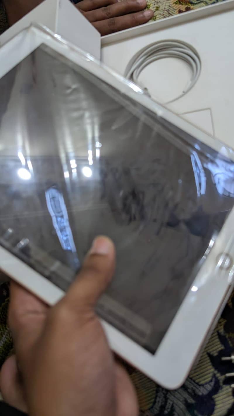 iPad Generation 6 | KSA Model. 2