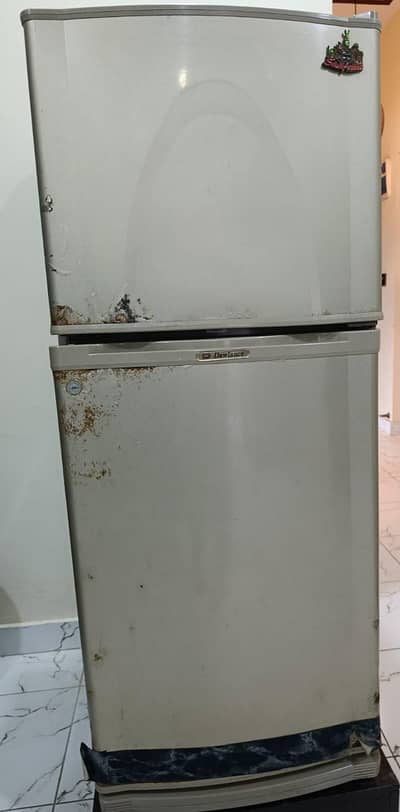 Dawlance 10 CFT Refrigerator for Sale