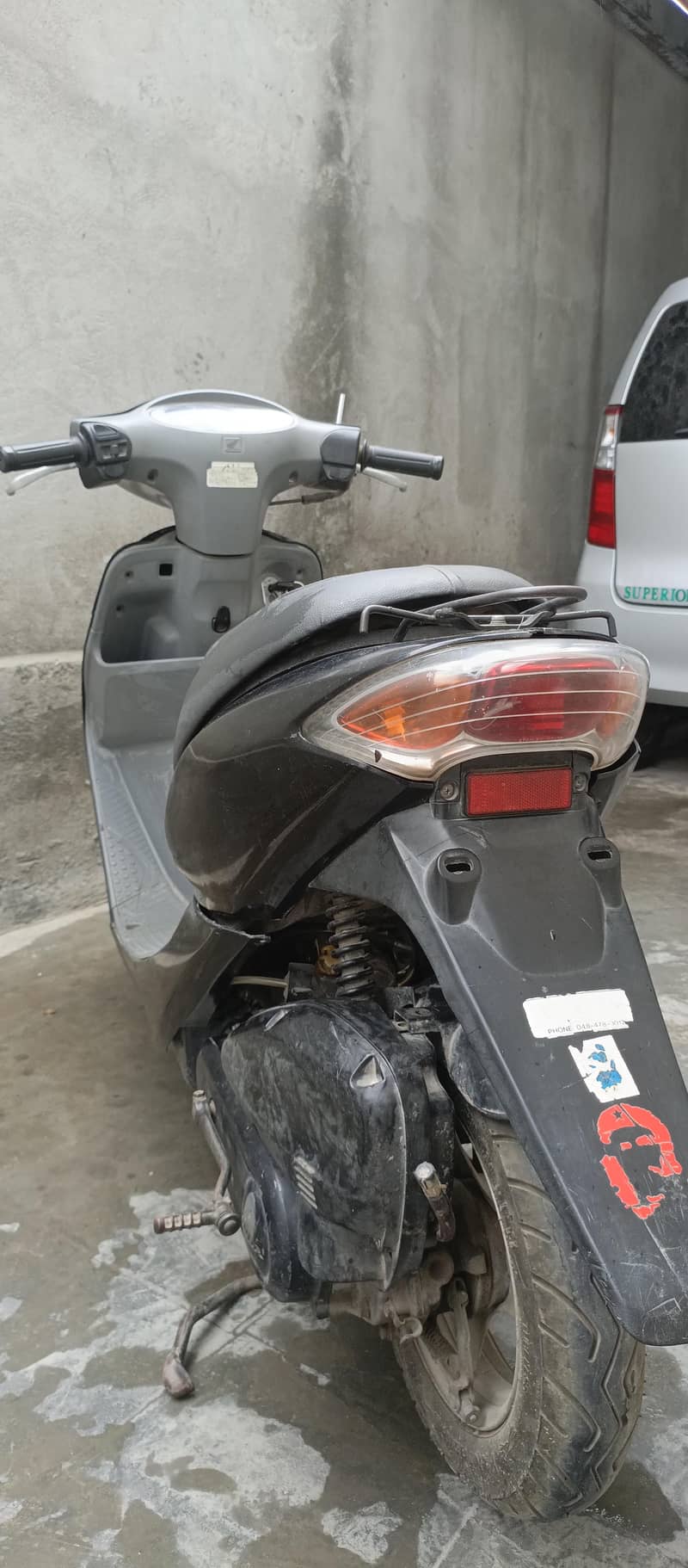 Scooty 4