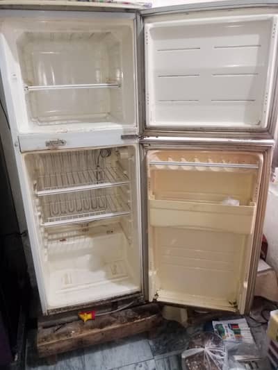 Used Double door refrigerator -cobdition good