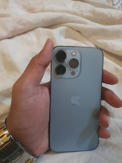 Apple iPhone 13 Pro