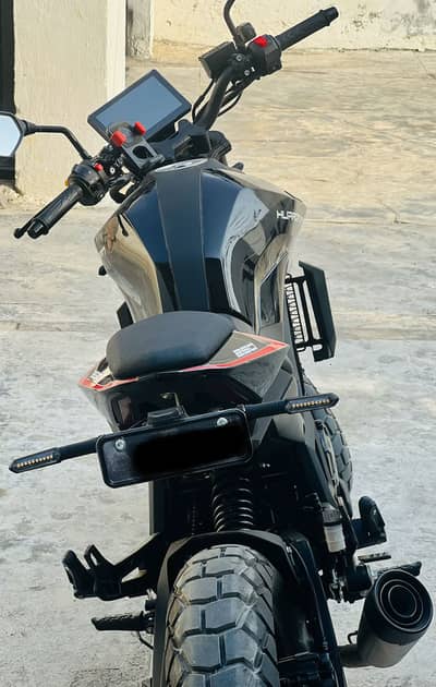 Taro C6 250SR EFI | 2,000 km Only | Naked Sports Heavy Bike | Attock