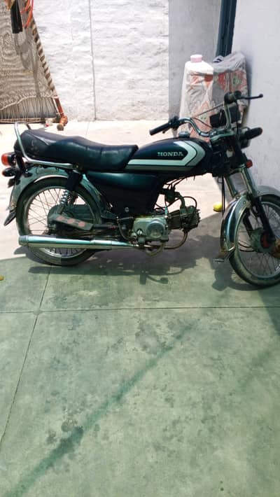 union star bike 2017 model