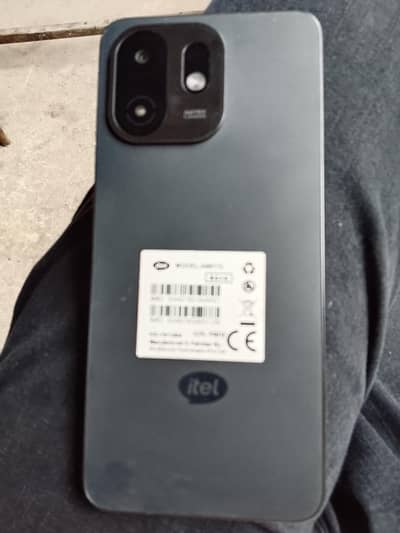 ITEL A 100 C 1 MONTH USED 4 64 WITH BOX AND CHARGER