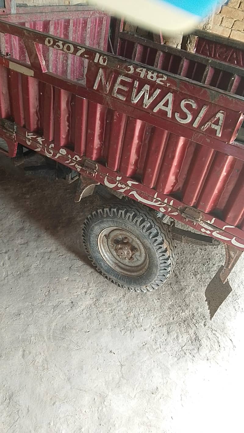 نیو ایشیا لوڈر رکشہ برائے فروخت کم چلا ہوا، قیمت مناسب، رابطہ کریں 4