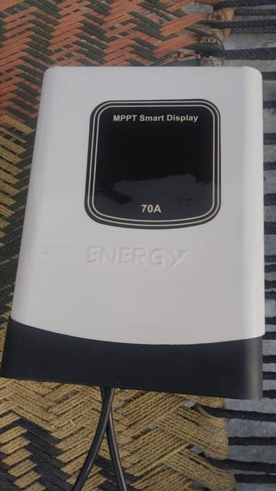 2 solar plates with 70A MPPT controller