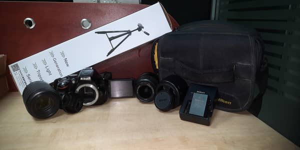 Nikon D5100 DSLR Good Condition with all original accessories