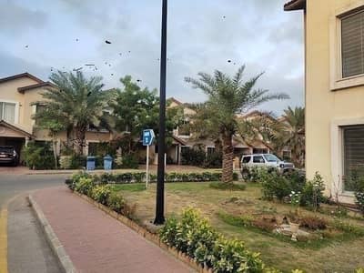 3Bed DDL 152sq Yd Villa FOR SALE At Precicnt-11B (All Amenities Nearby) Heighted Location Investor Rates