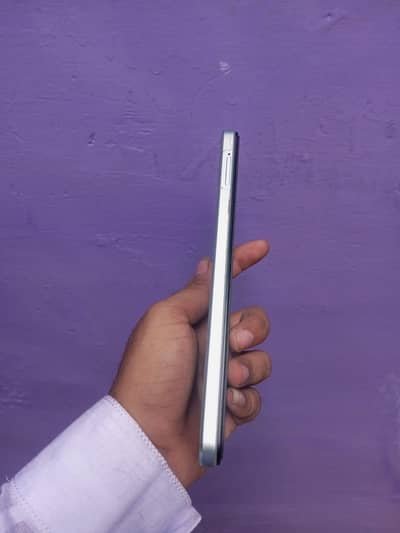 Vivo Y18