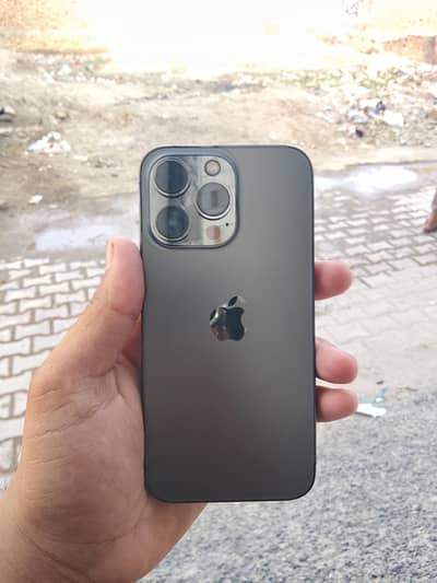 Apple iPhone 13 Pro