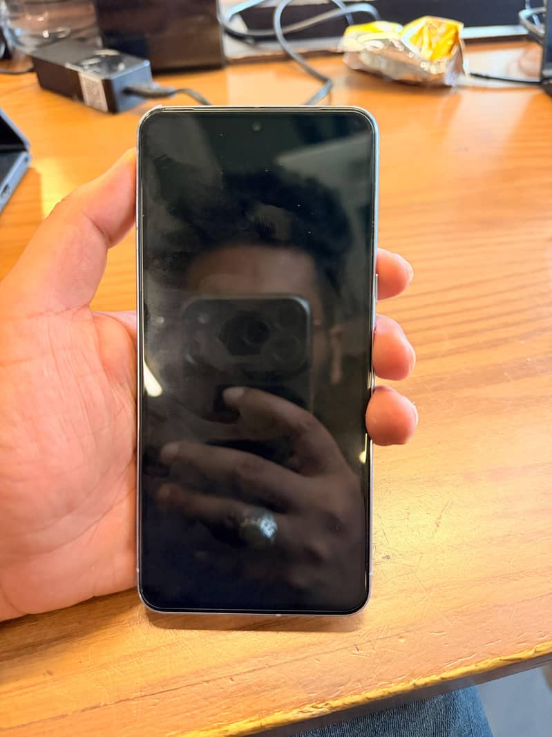 Google Pixel 8 Pro 2