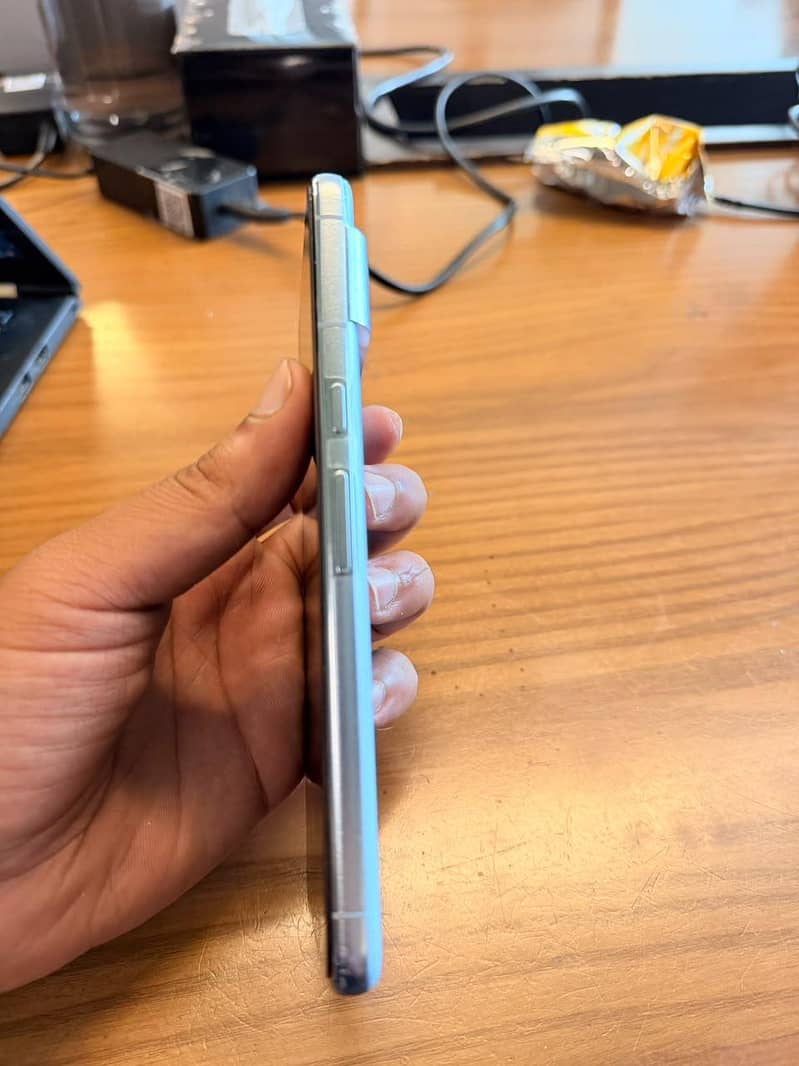 Google Pixel 8 Pro 4