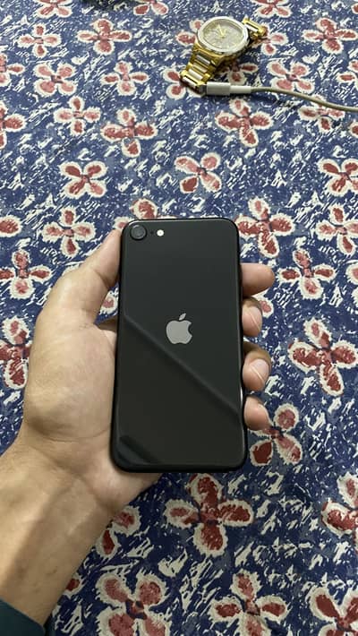 Apple iPhone SE 2020 64 GB PTA Approved
