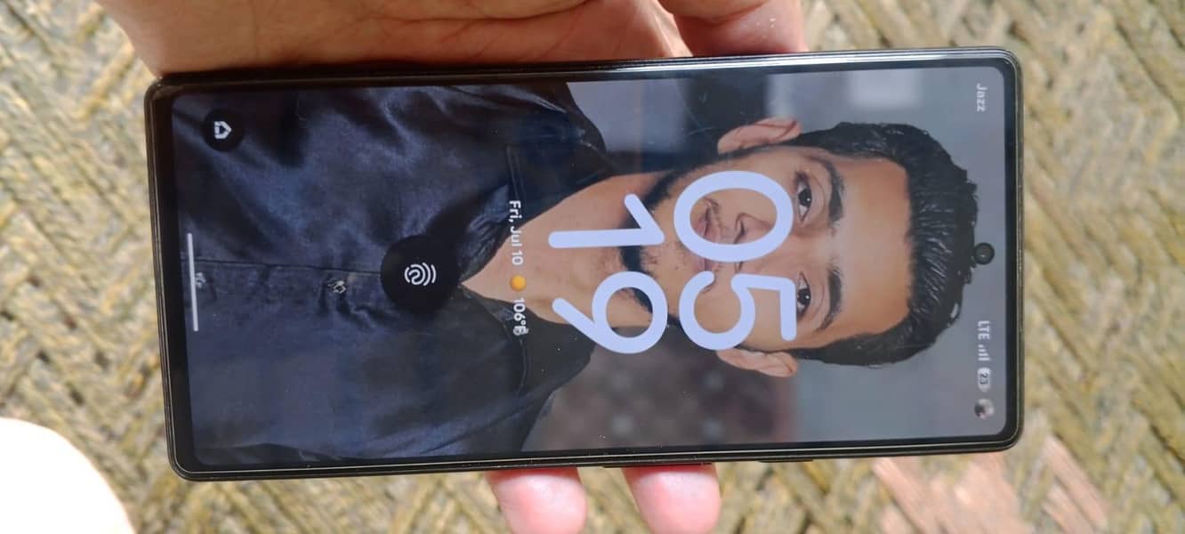 Google Pixel 6a 1