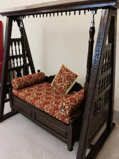 Premium Solid Wooden Carved Jhoola | Excellent Condition