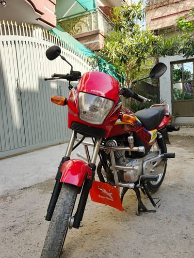 HONDA 125: DELUXE