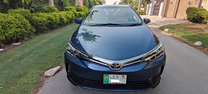 Toyota Corolla Altis Grande CVT-i 1.8 2014