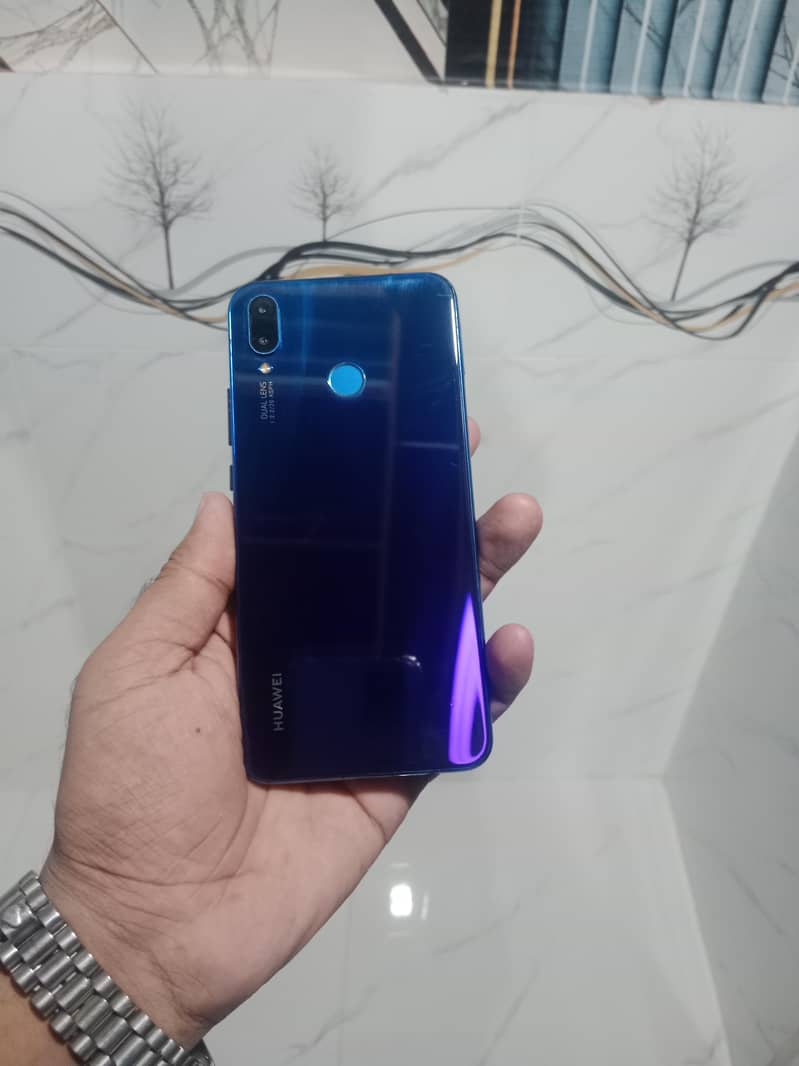 Huawei Nova 3i 1