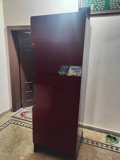 Gree jambo size fridge very good condition like new urgent sale ,
