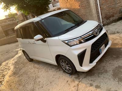 Toyota Roomy 2021