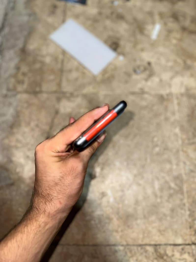 Google Pixel 7 4