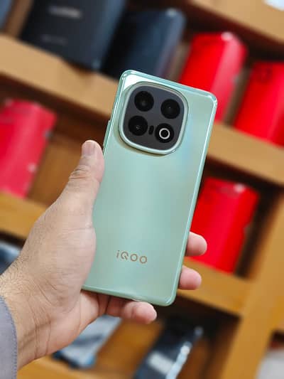 iQOO 13 \ gaming device | ultra fast performance | heavy multitasking