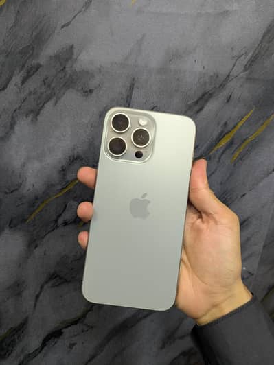 Apple iPhone 15 Pro Max