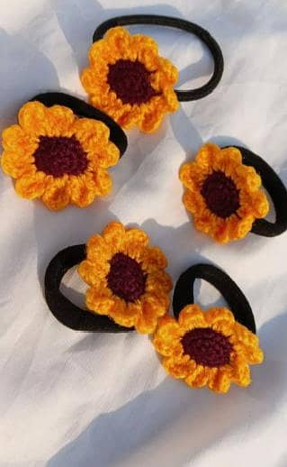crochet band 5 pieces in 1000 RS