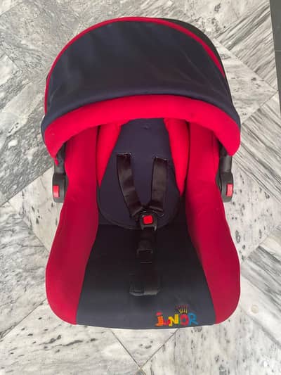 CAR SEAT / CARRY COT FOR KIDS
