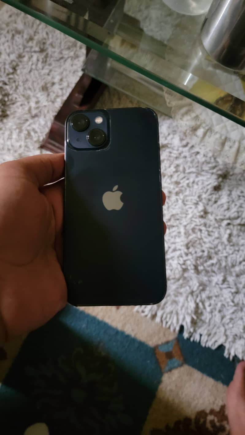 Apple iPhone 13 5