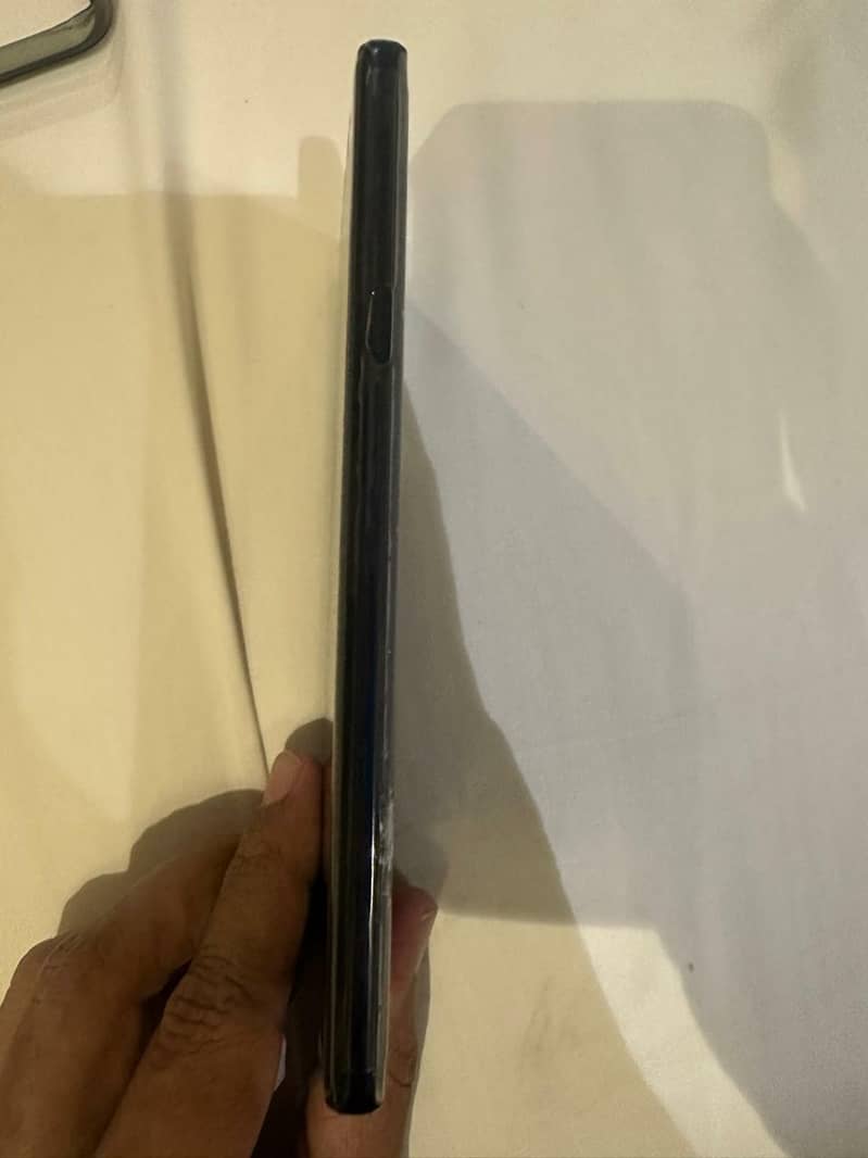 Samsung Mobile Note 9 4