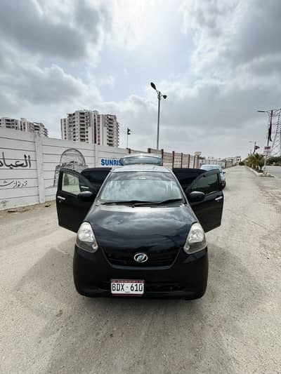 Daihatsu Mira 2015