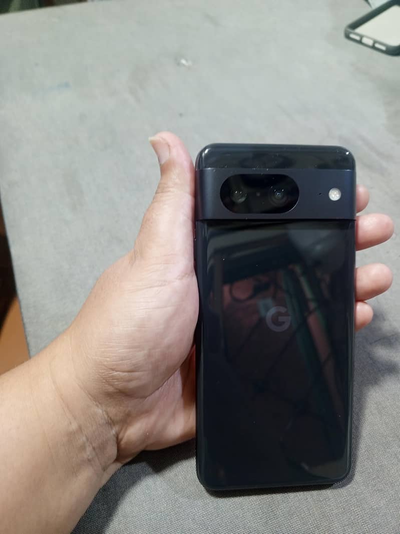 Google Pixel 8 1