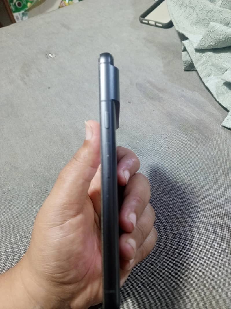Google Pixel 8 2