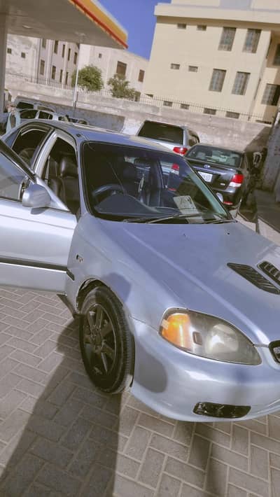 Honda Civic EXi 2000