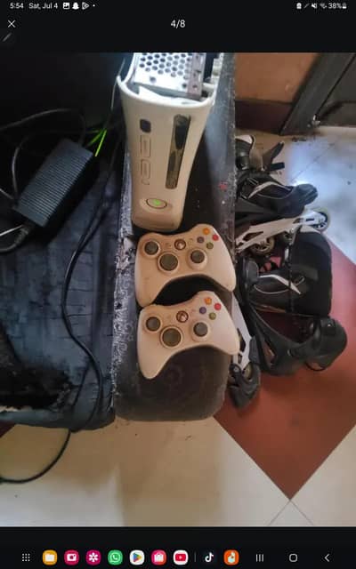 xbox 360 with original controllers and sensor Final offer