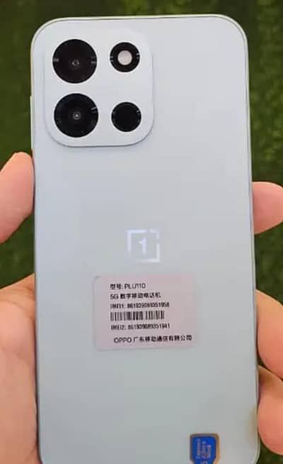 OnePlus turbo 6 12 256