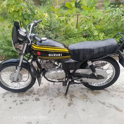 Suzuki GS 150 for sale