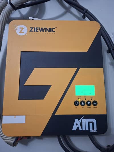 ziewnic solar inverter with battery and breakers