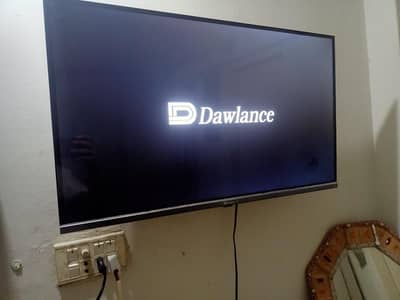 urgent sale 32" led dawlance